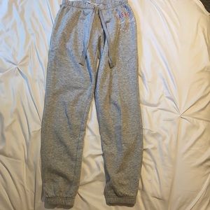gray aero size small sweatpants